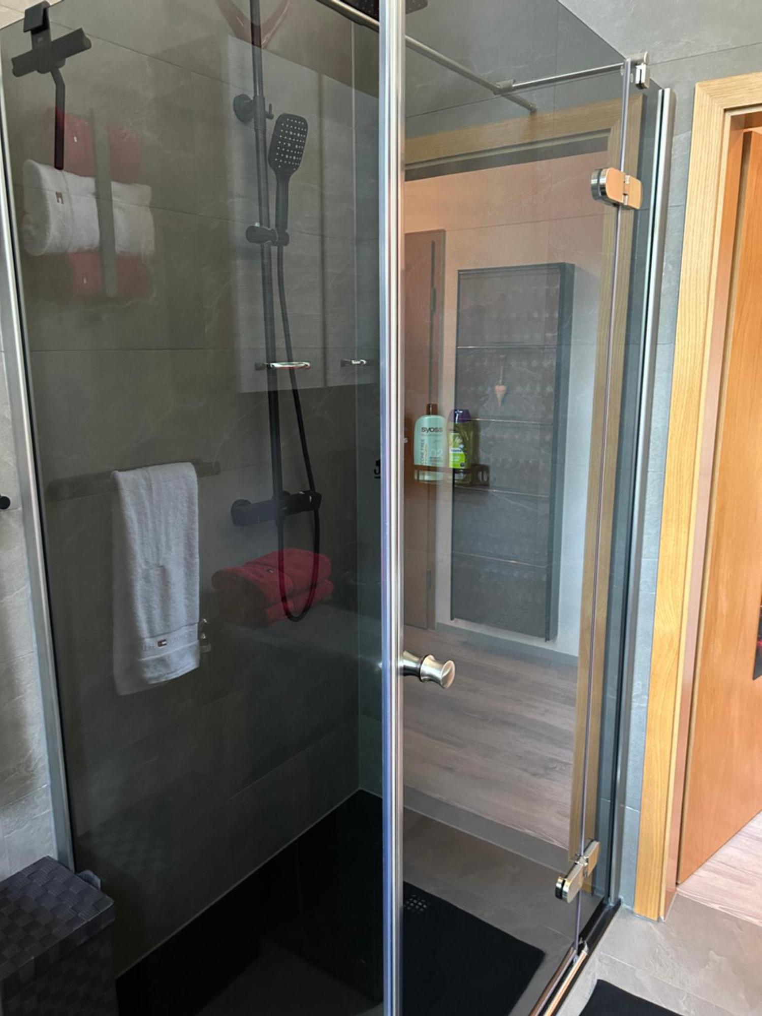 Ruhige Wohnung Im Fabrikstil In Chemnitz Exterior photo